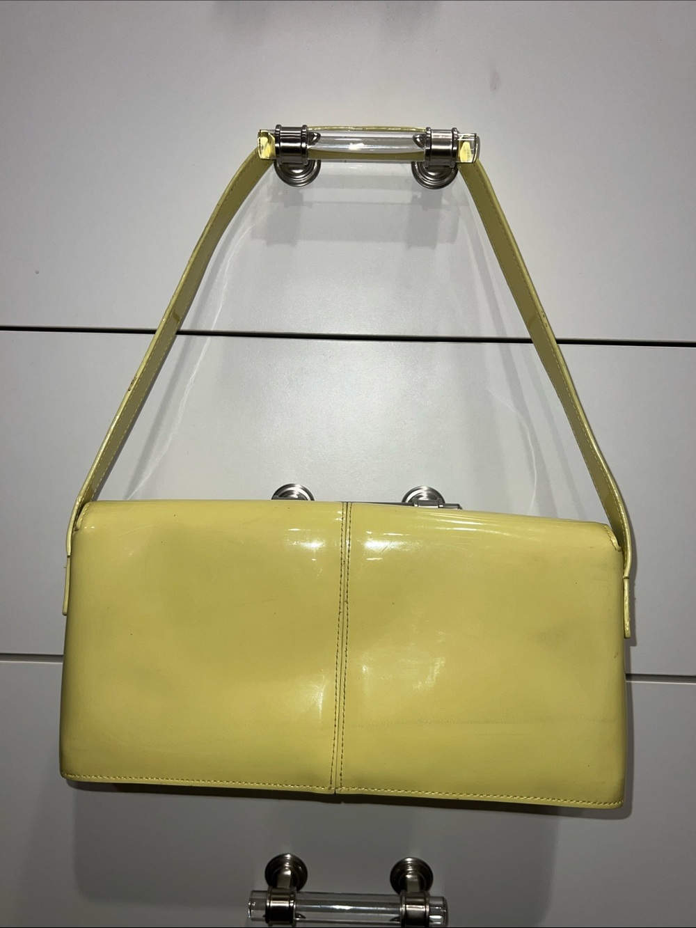 DKNY City Vintage Yellow Patent Leather Shoulder Bag - Picture 3 of 13